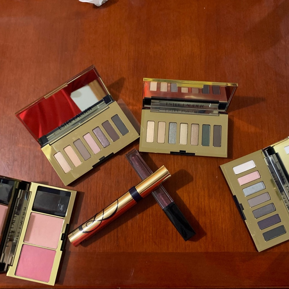 Ester Lauder Makeup Set